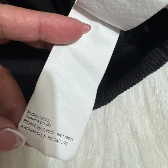 Versace Black and White Geometric Men's Sweater - Picture 7 of 9